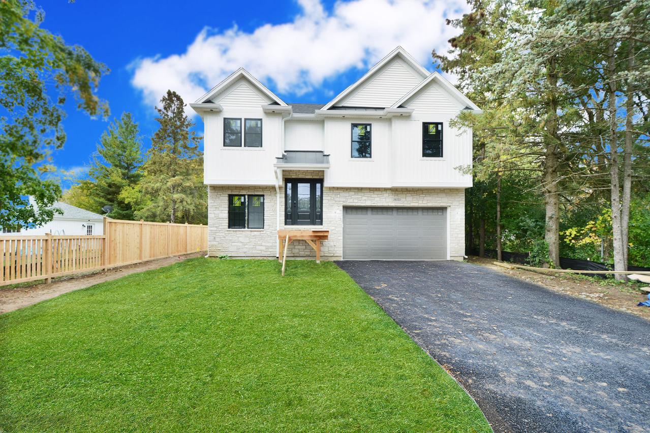 28722 N Madison Ave., Wauconda, IL 60084