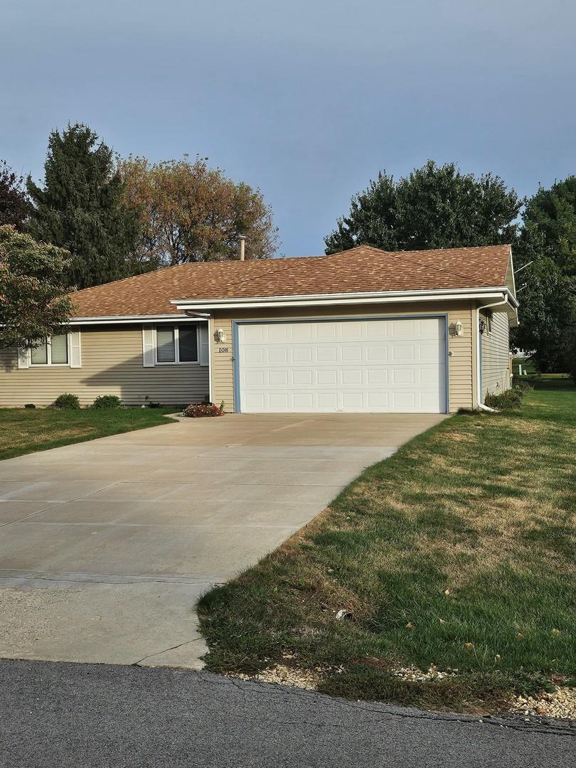 108 Sequoyah Ct., Poplar Grove, IL 61065