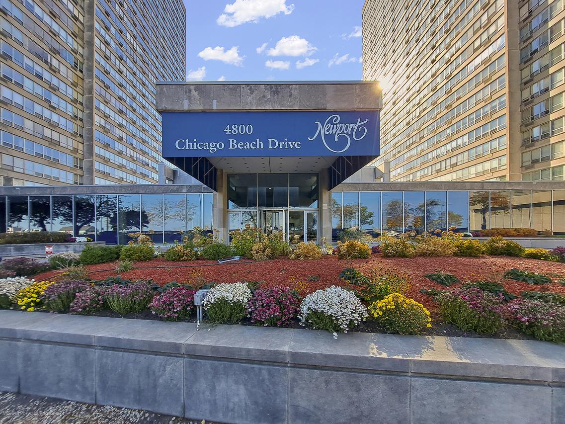 4800 S Chicago Beach Dr. #1001-02, Chicago, IL 60615