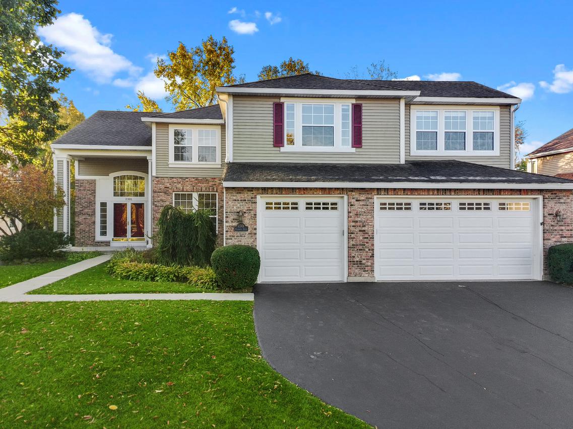 2301 Fieldcrest Dr., Mundelein, IL 60060