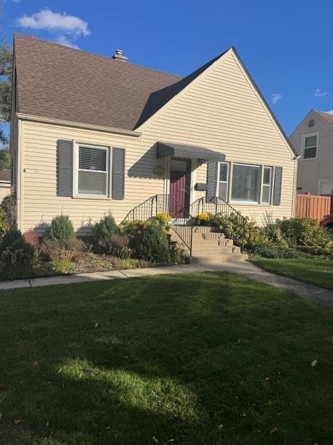 995 S Swain Ave., Elmhurst, IL 60126