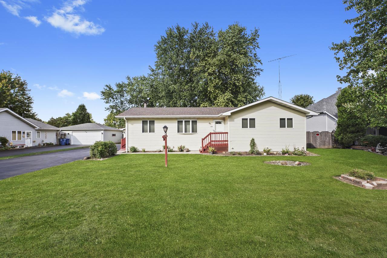 2419 Vesta Dr., Joliet, IL 60431