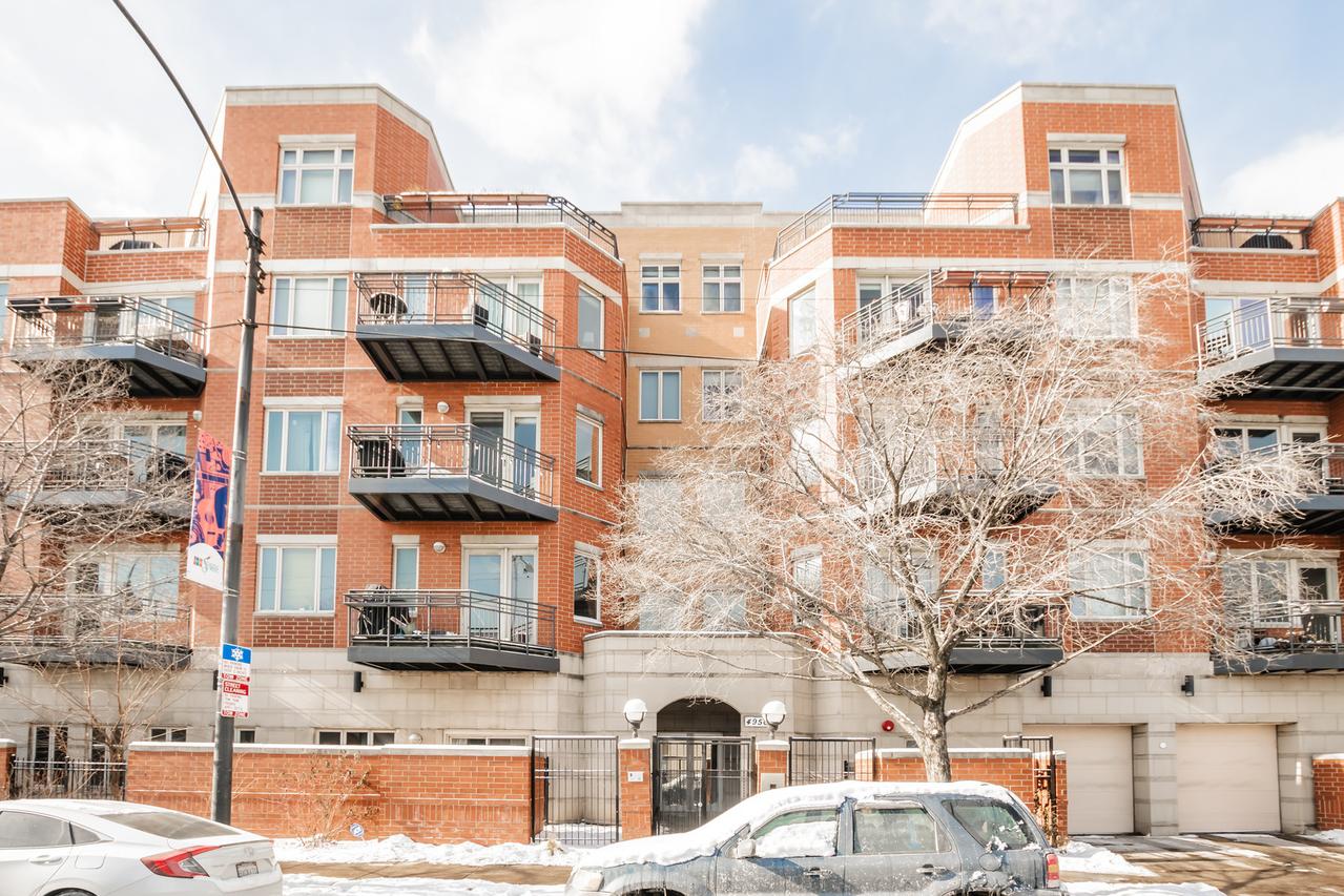 [Address Hidden by Seller], Chicago, IL 60625