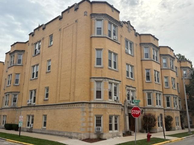 500 Beloit Ave. #A2, Forest Park, IL 60130