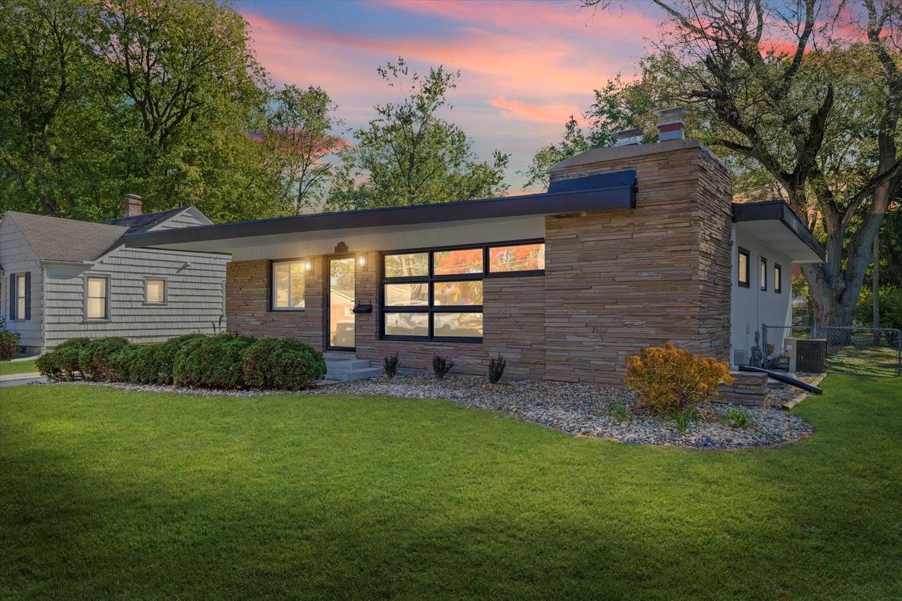 731 Dale St., Normal, IL 61761