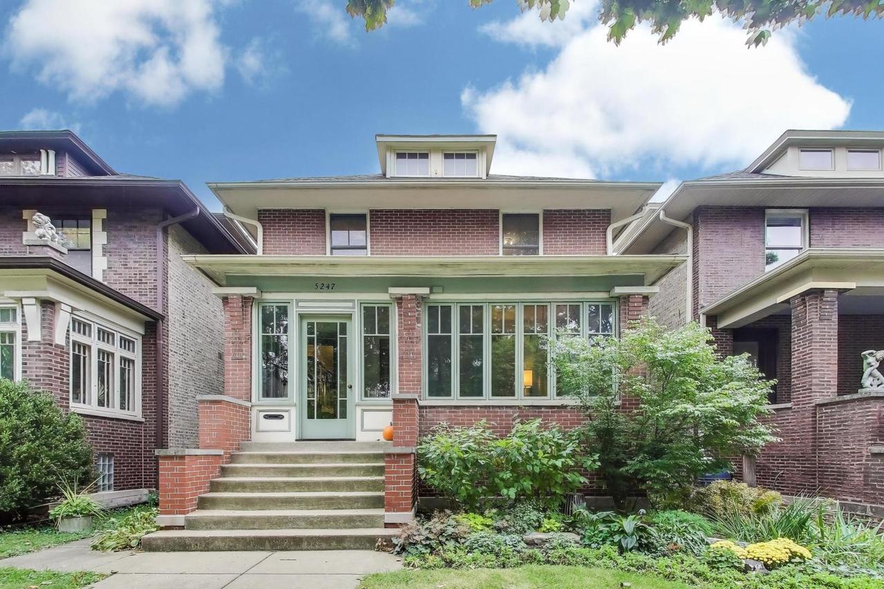 5247 N Wayne Ave., Chicago, IL 60640