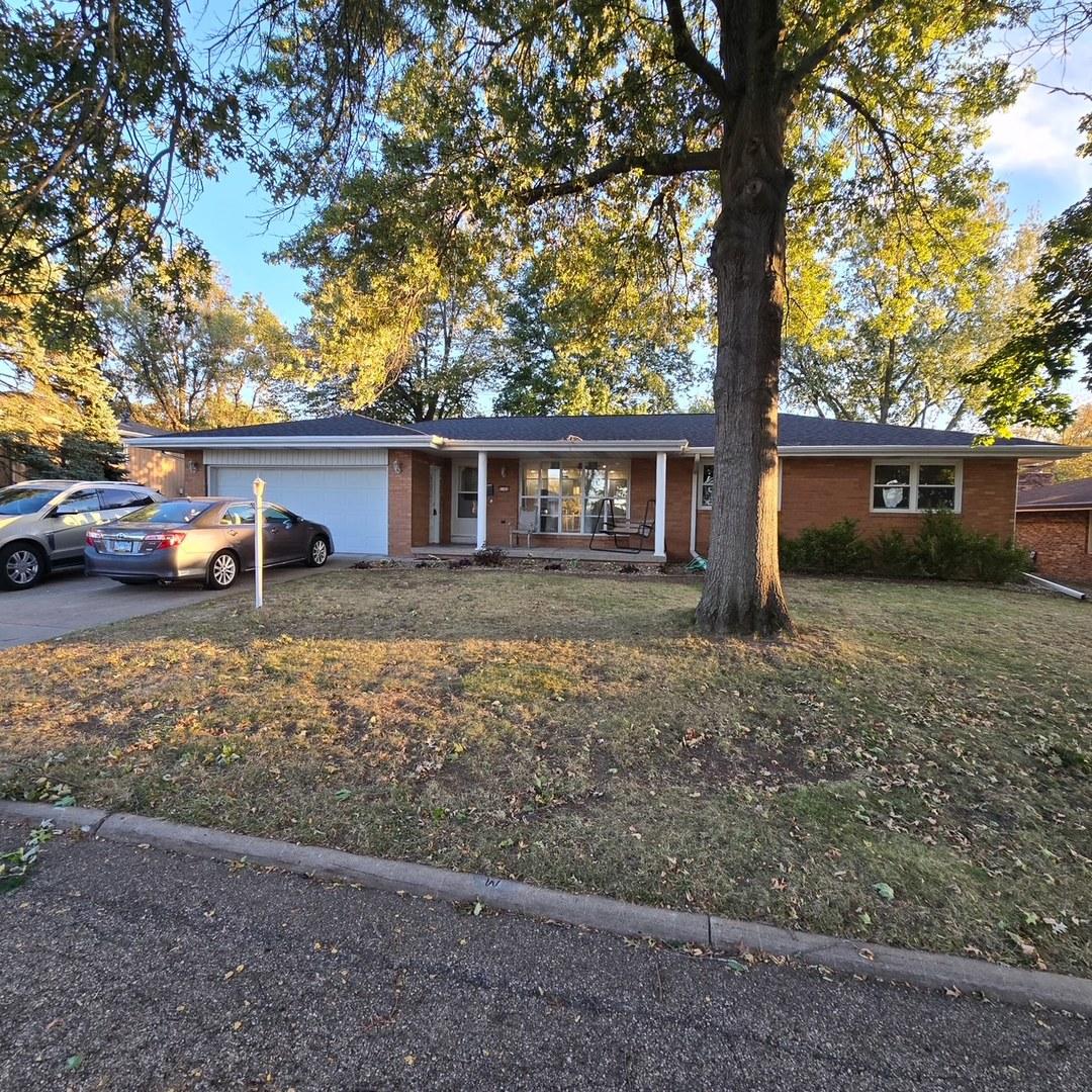 1103 Westview Dr., Normal, IL 61761