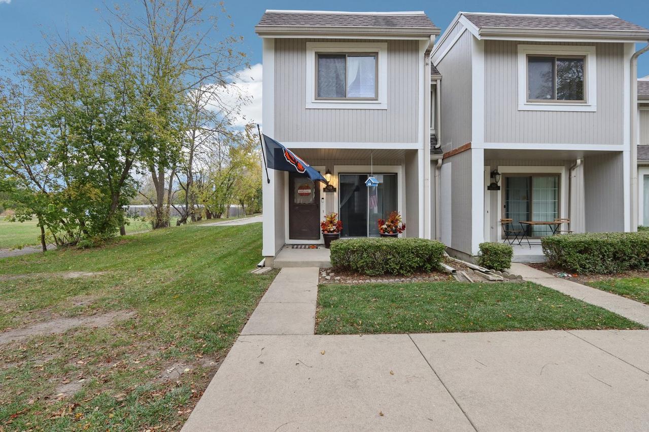 634 Robin Ct., Grayslake, IL 60030