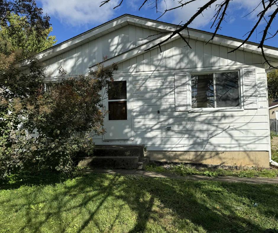 363 Birchwood Dr., Antioch, IL 60002