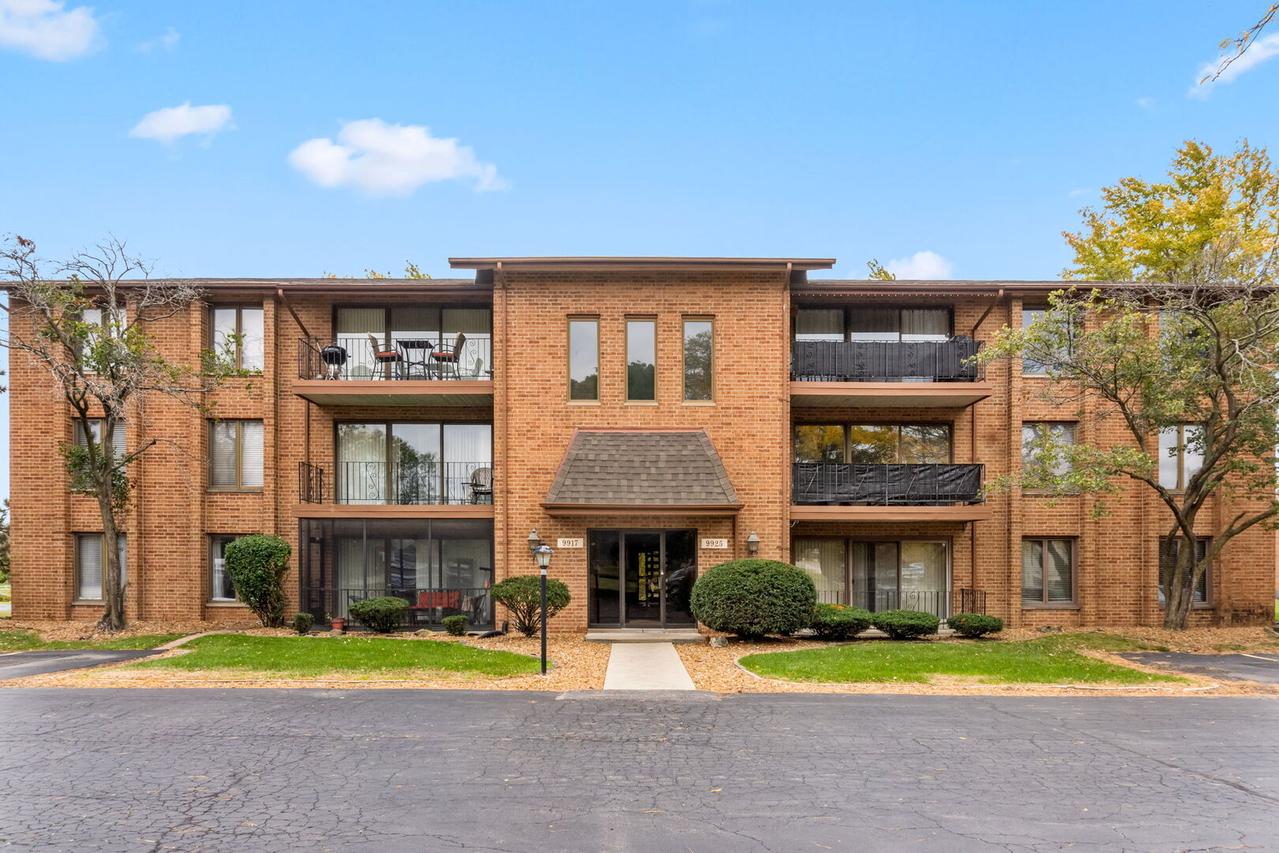 9925 Shady Ln. #5004, Orland Park, IL 60462
