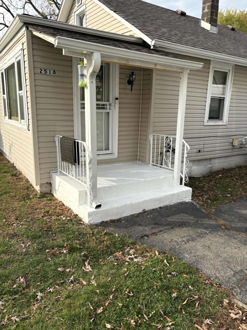 2518 20th St., North Chicago, IL 60064
