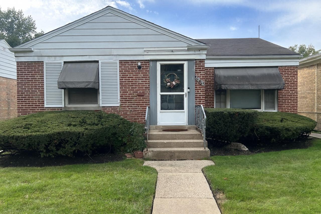 7930 Kedvale Ave., Skokie, IL 60076