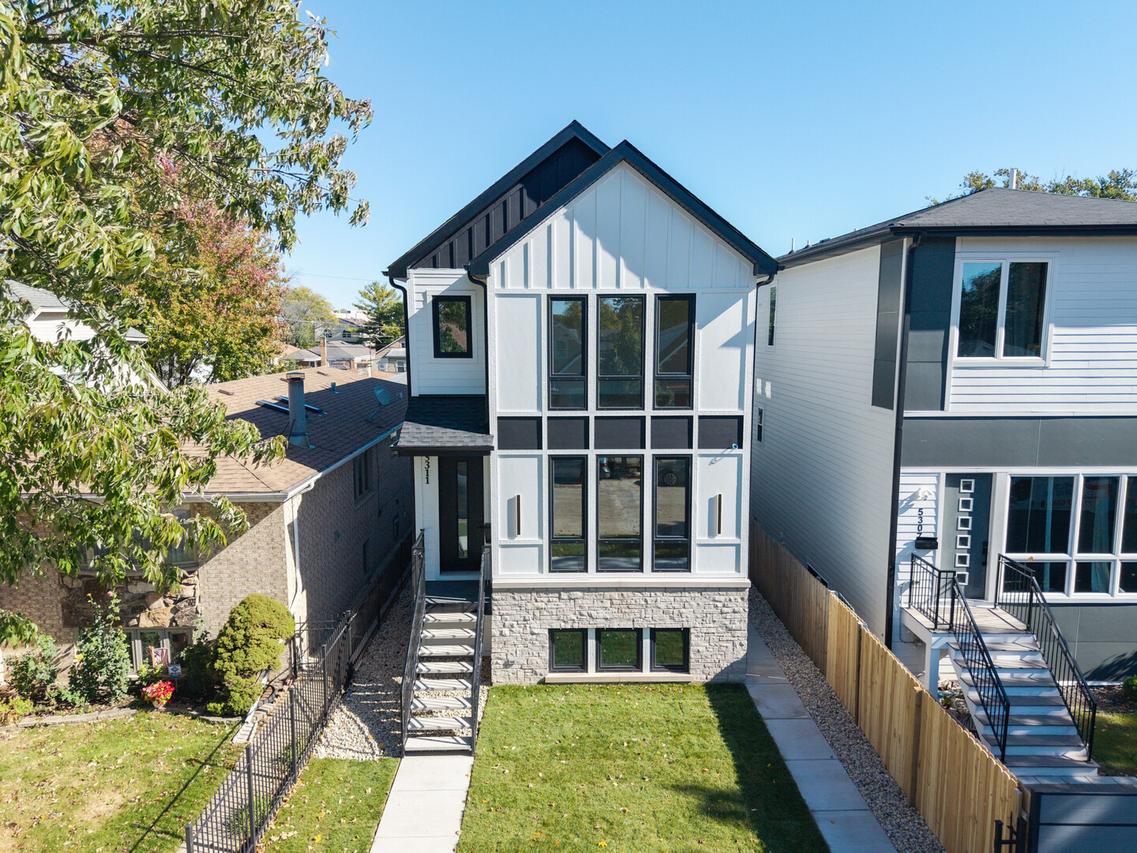 5311 N Mcvicker Ave., Chicago, IL 60630