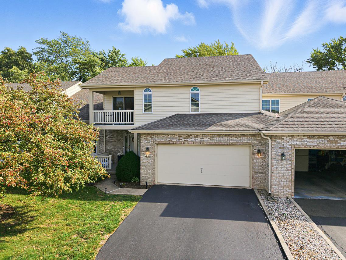 1212 Bellevue Dr., Dekalb, IL 60115