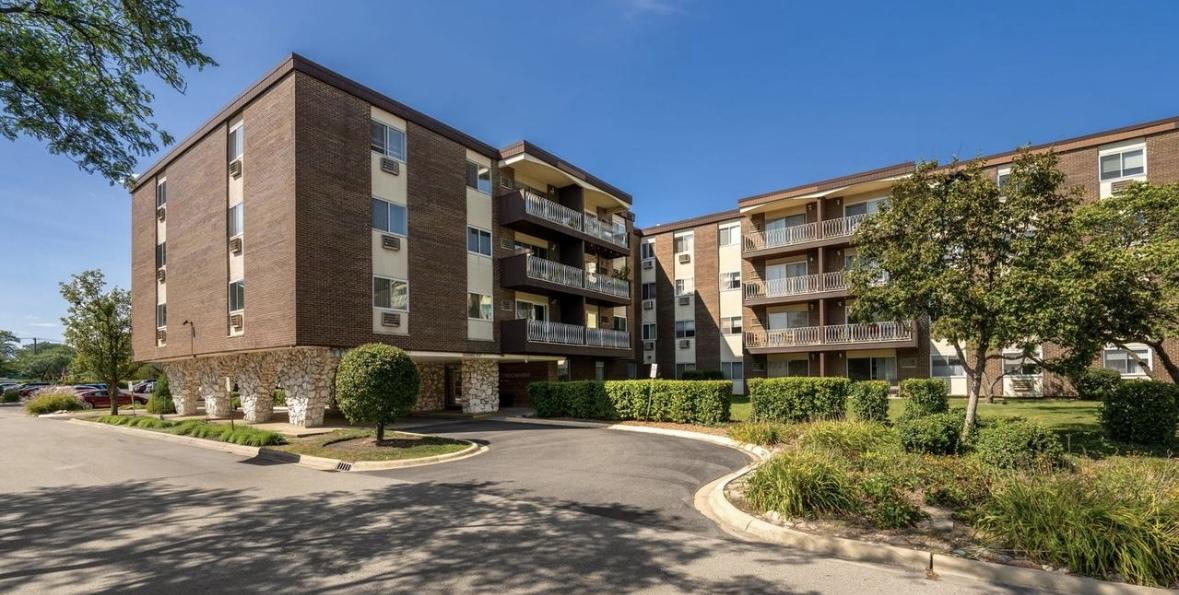 1321 S Finley Rd. #107, Lombard, IL 60148