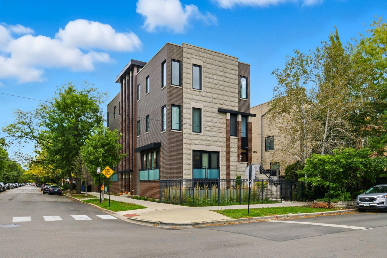 1656 W Wrightwood Ave. #3, Chicago, IL 60614