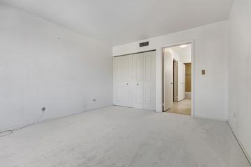 1912 Prairie Sq. #209A, Schaumburg, IL 60173