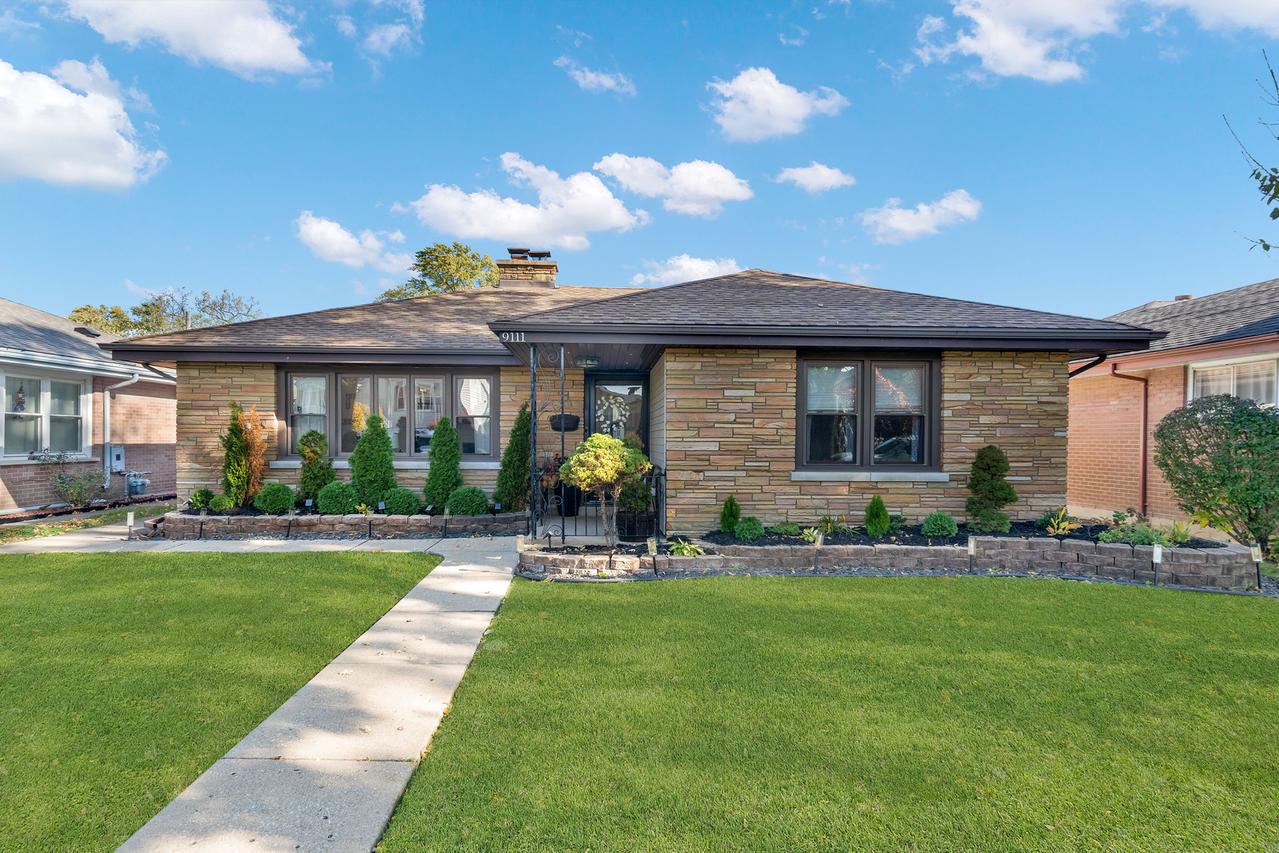 9111 S 55th Ave., Oak Lawn, IL 60453