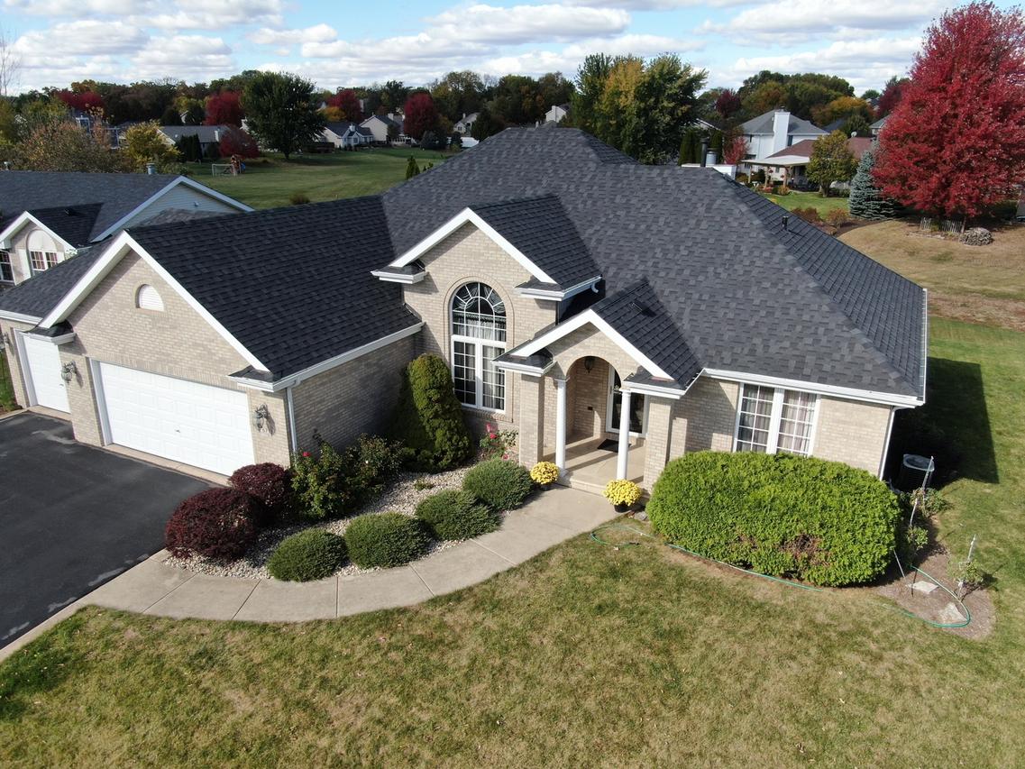 6712 Hartwig Dr., Cherry Valley, IL 61016