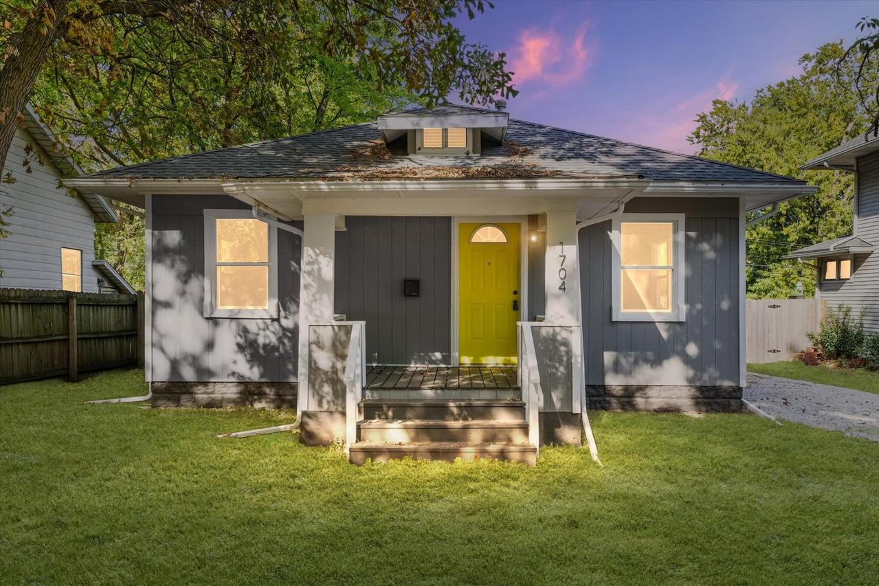 1704 W Church St., Champaign, IL 61821