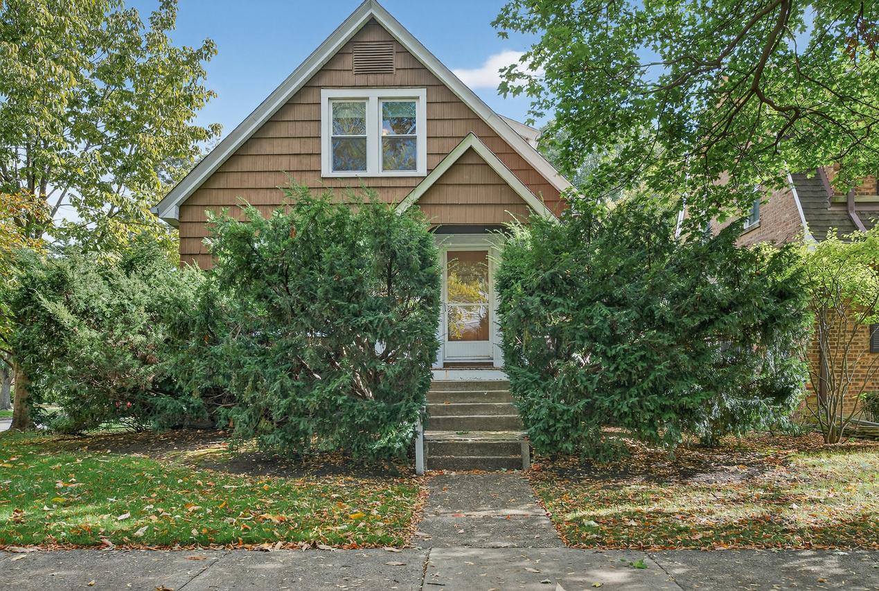 347 Florence Ave., Evanston, IL 60202