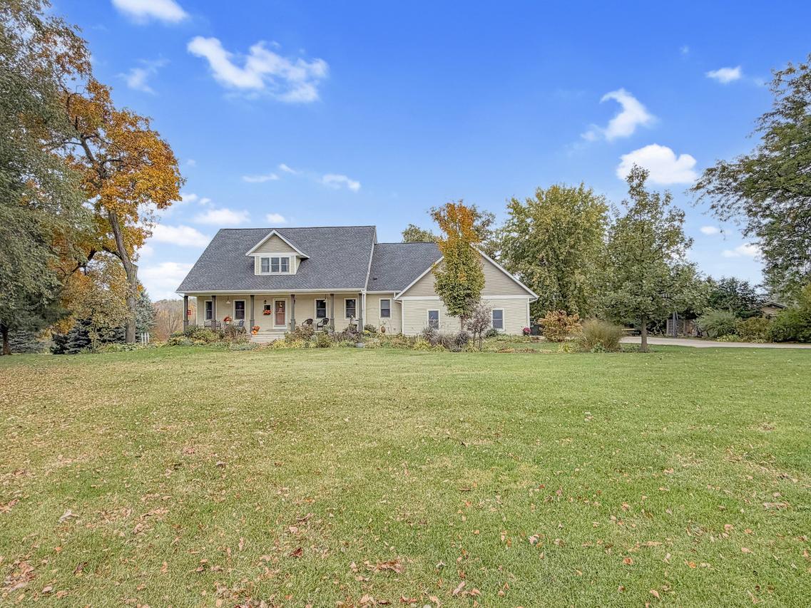 580 Delmar Dr., Freeport, IL 61032