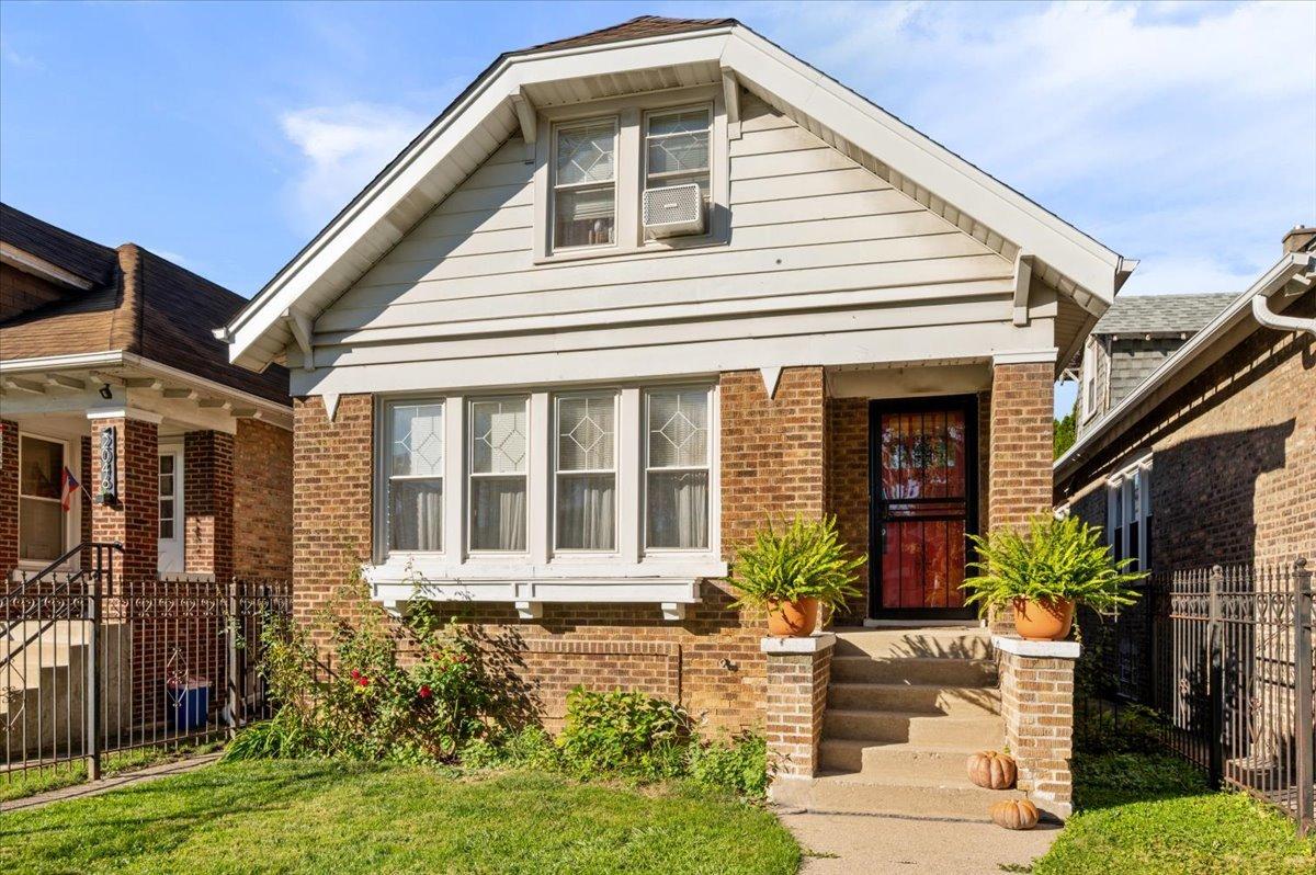 2050 N Laporte Ave., Chicago, IL 60639