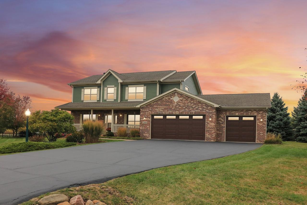 15604 Botterman Rd., Huntley, IL 60142