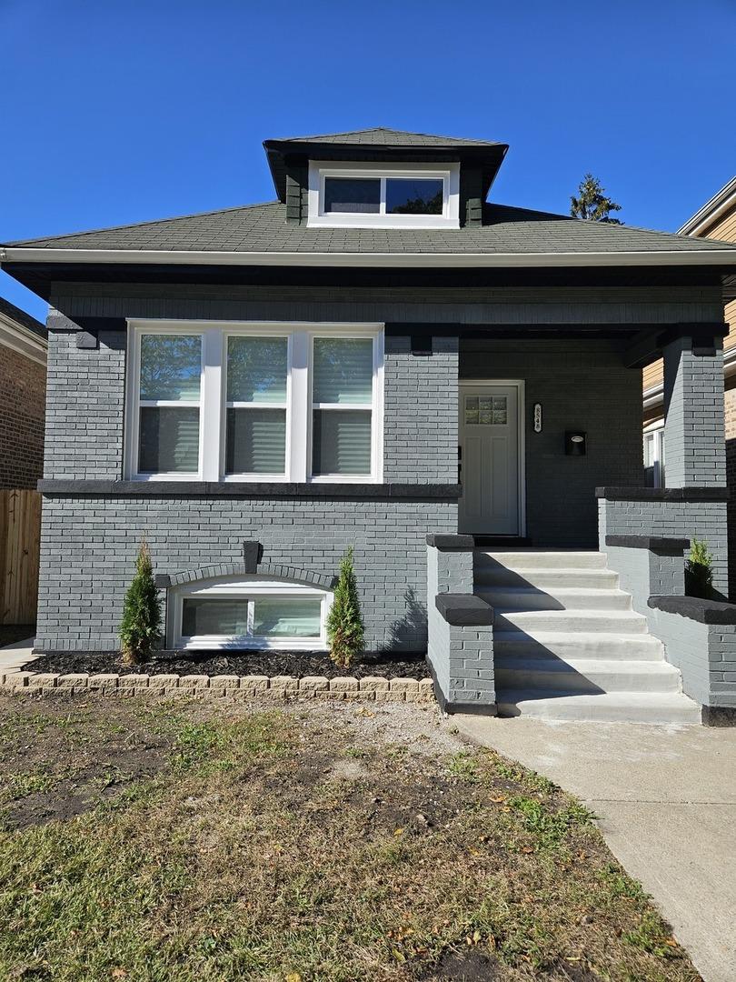 8548 S Essex Ave., Chicago, IL 60617