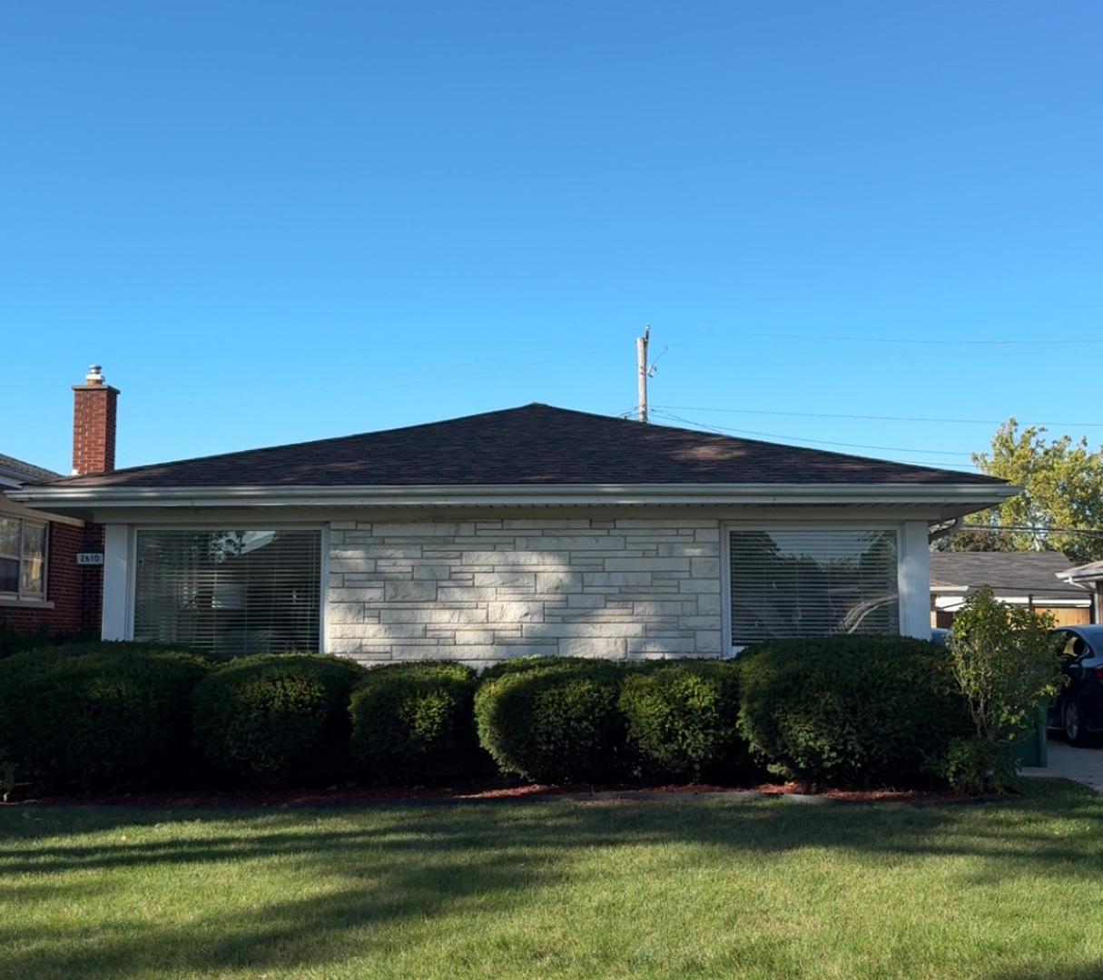 2610 Sunnyside Ave., Westchester, IL 60154