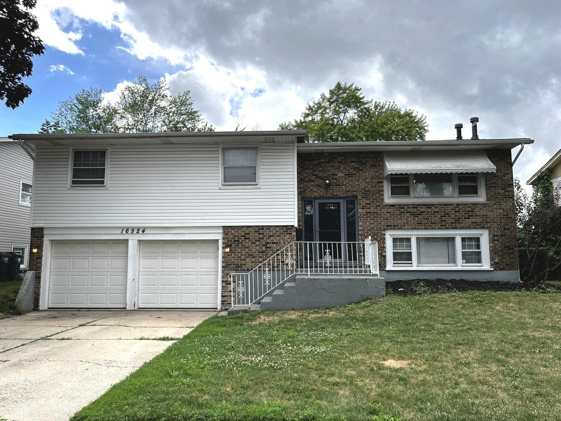 16524 Woodlawn West Ave., South Holland, IL 60473