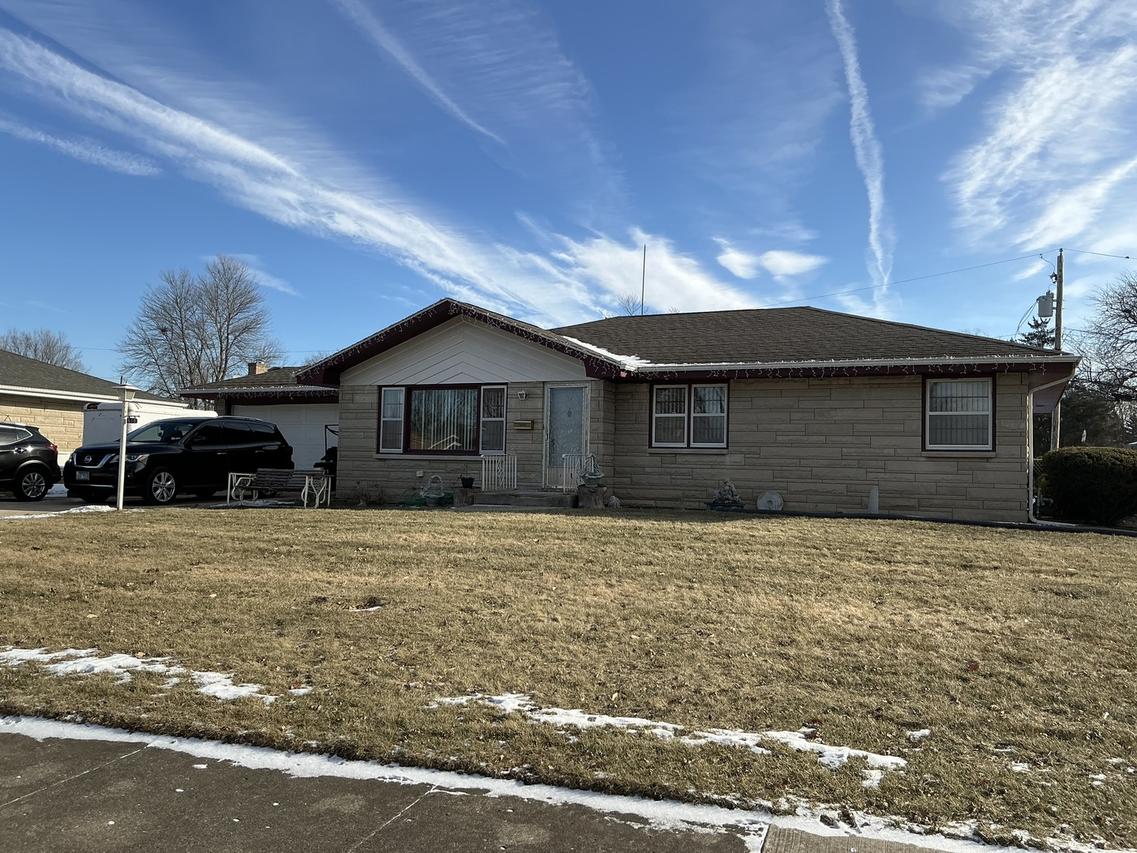 618 W Bevan Dr., Joliet, IL 60435