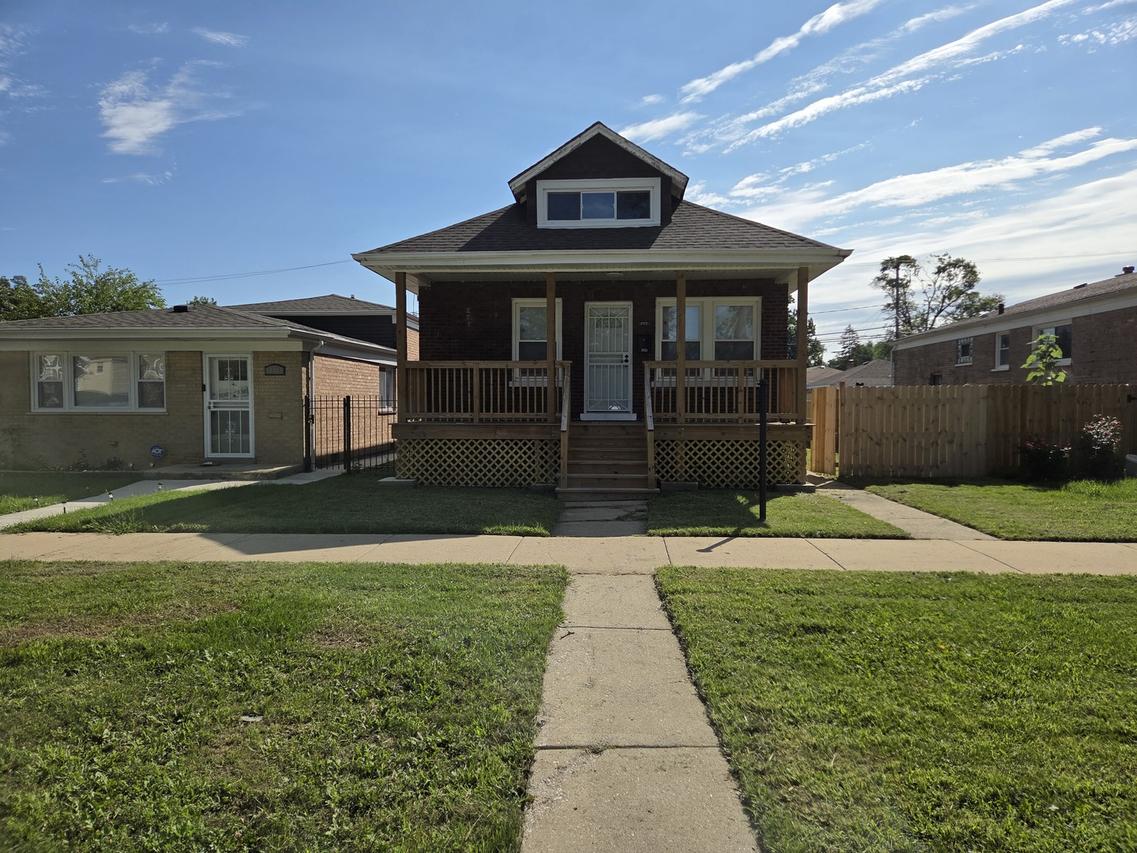 10133 S Aberdeen St., Chicago, IL 60643