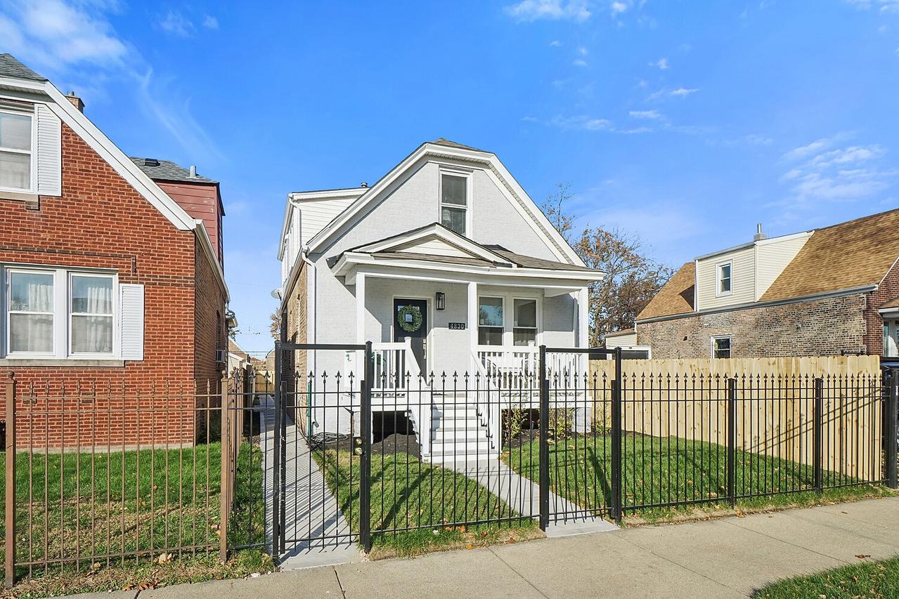 [Address Hidden by Seller], Chicago, IL 60651