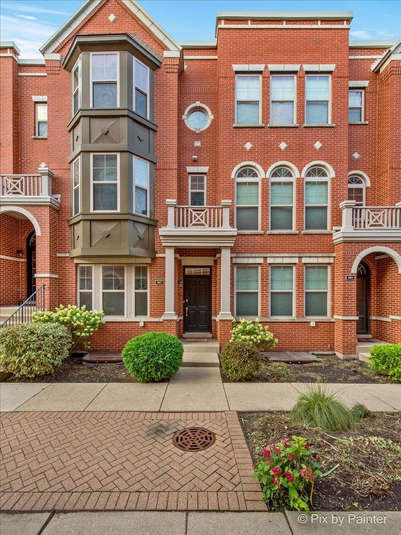 307 Narragansett Ave., Morton Grove, IL 60053