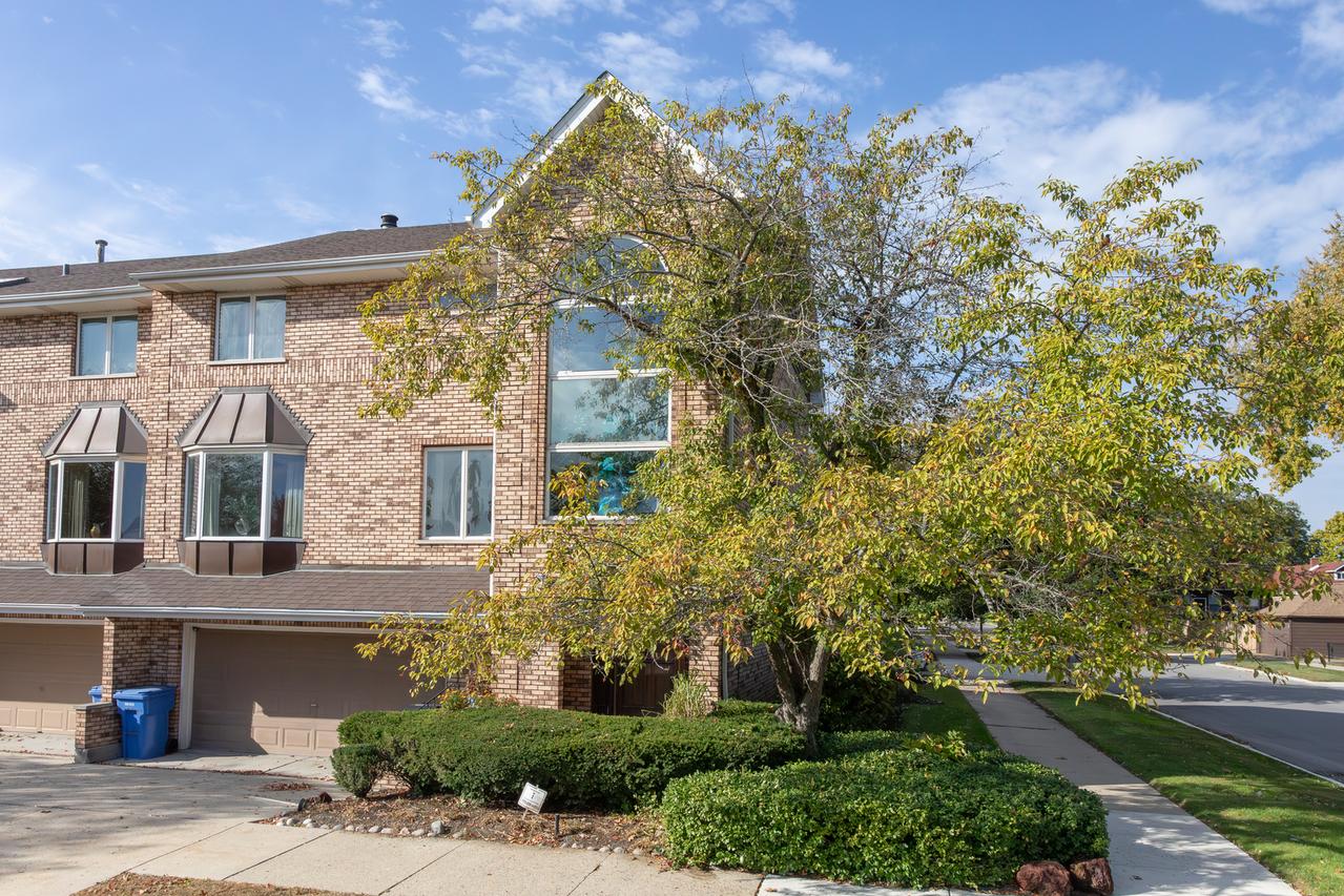 [Address Hidden by Seller], Chicago, IL 60619