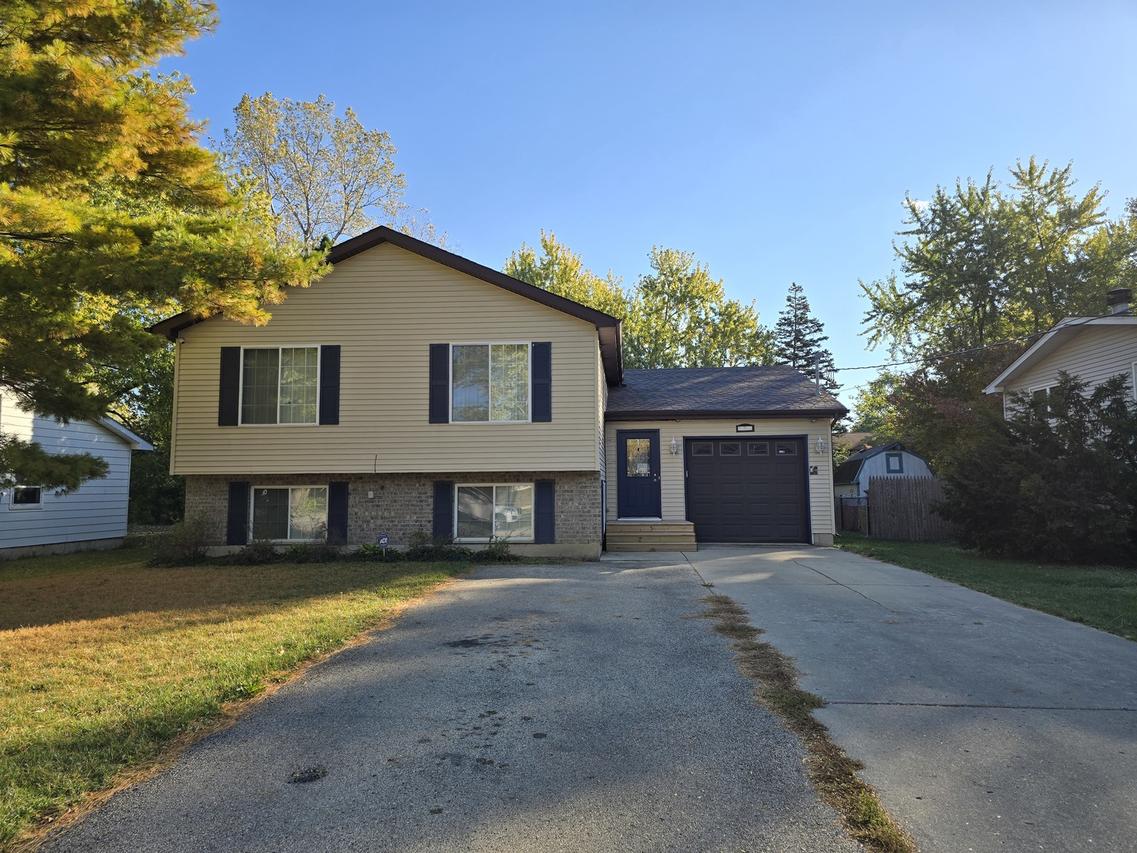 38055 N Russell Ave., Beach Park, IL 60087