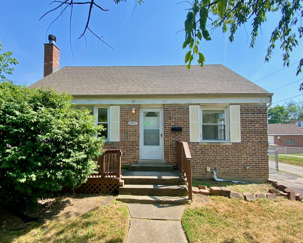 2745 179th St., Lansing, IL 60438