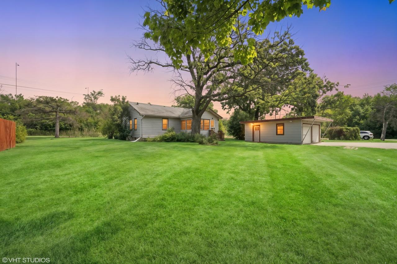 4363 W Kennedy Dr., Gurnee, IL 60031