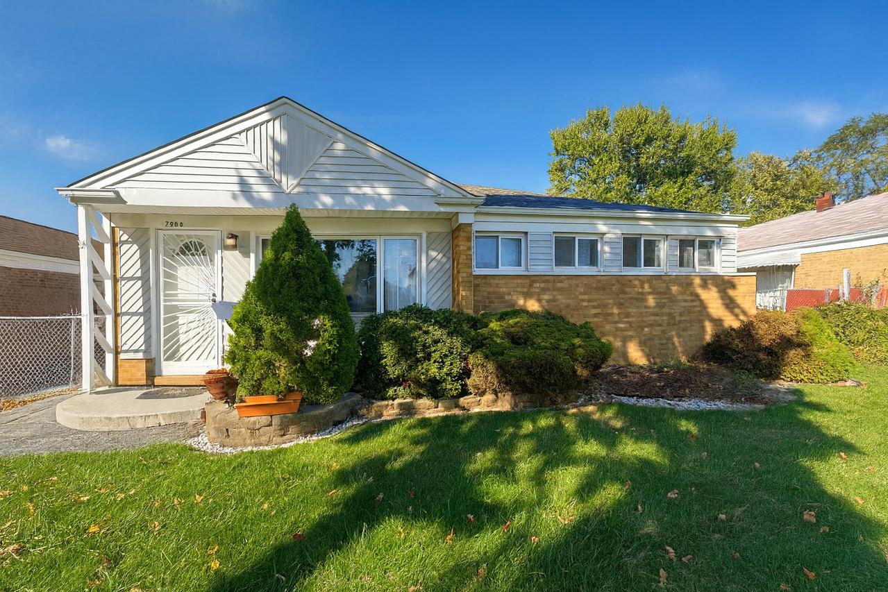 7964 S Knox Ave., Chicago, IL 60652