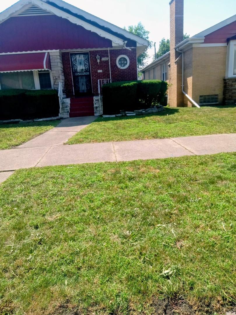 10906 S Wallace St., Chicago, IL 60628