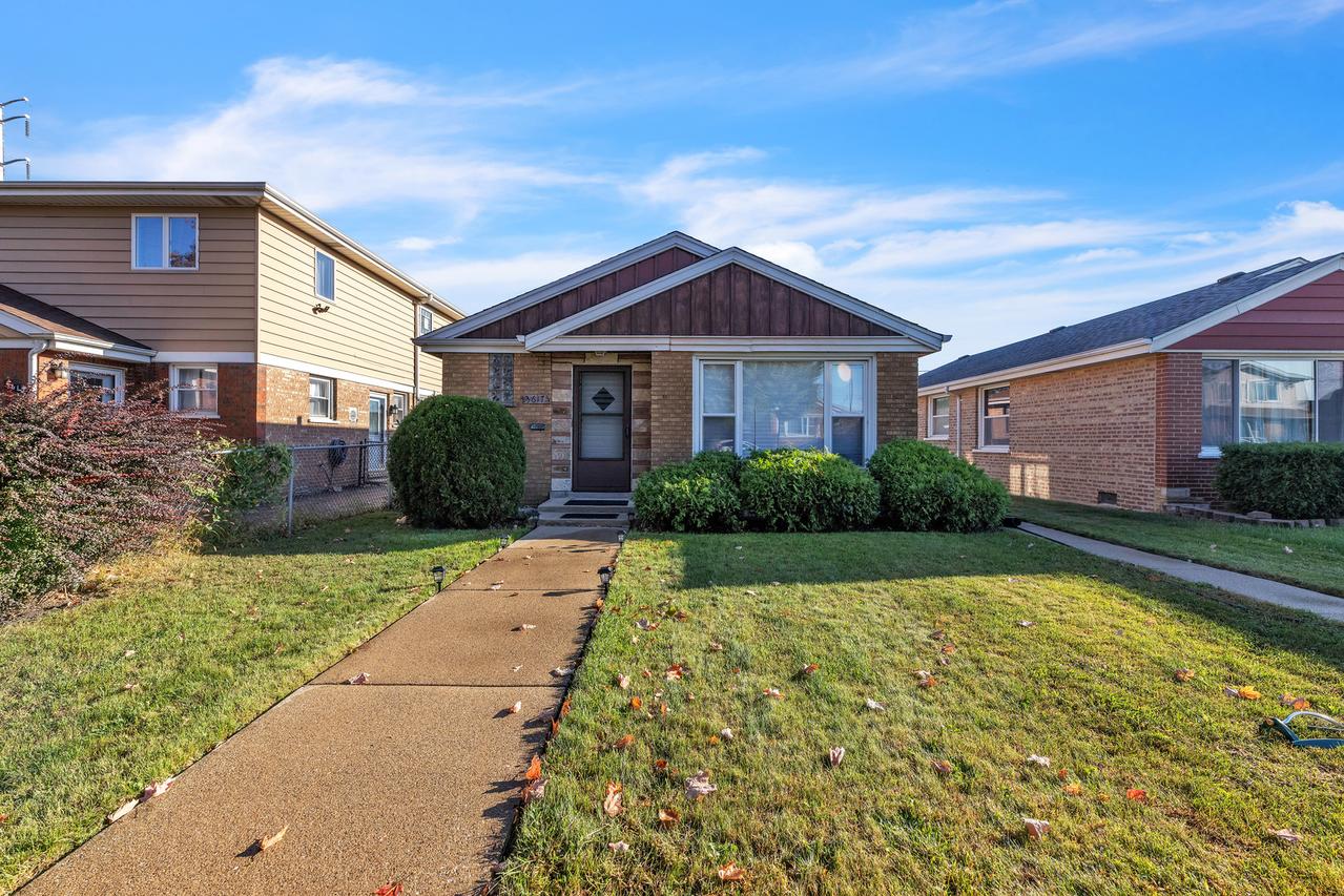 3617 W 80th Pl., Chicago, IL 60652