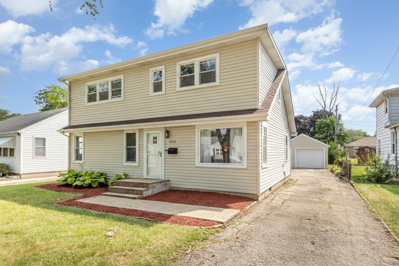 1312 Waverly Pl., Joliet, IL 60435