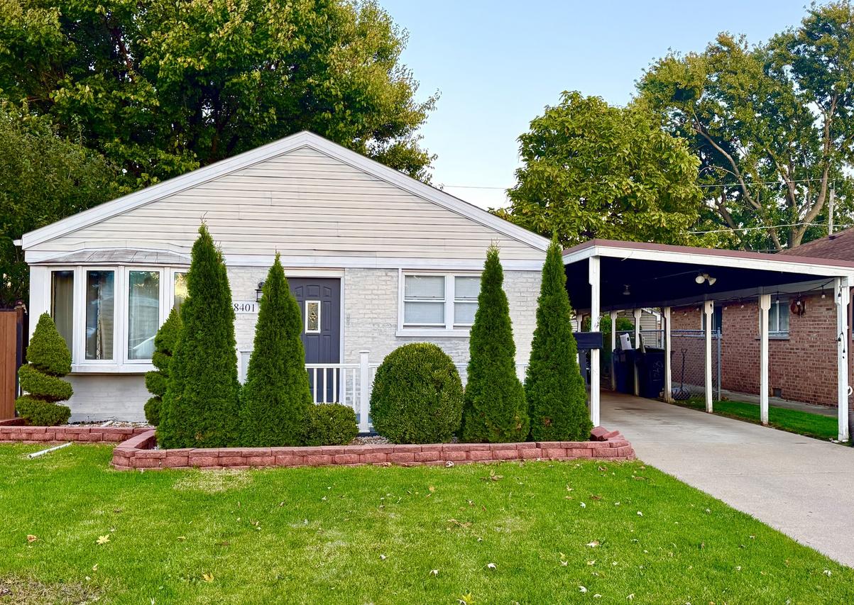 8401 S Scottsdale Ave., Chicago, IL 60652