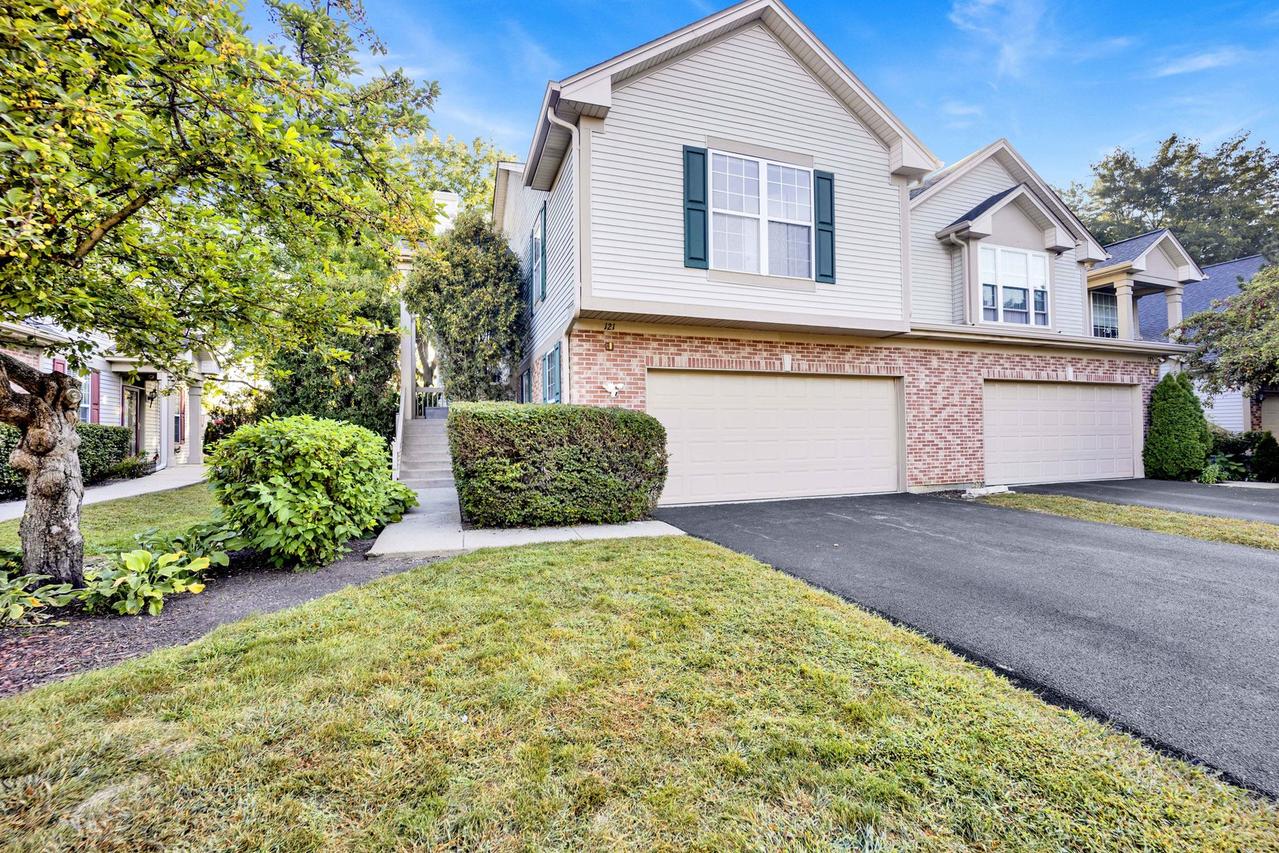 121 Commons Ct., Wheeling, IL 60090