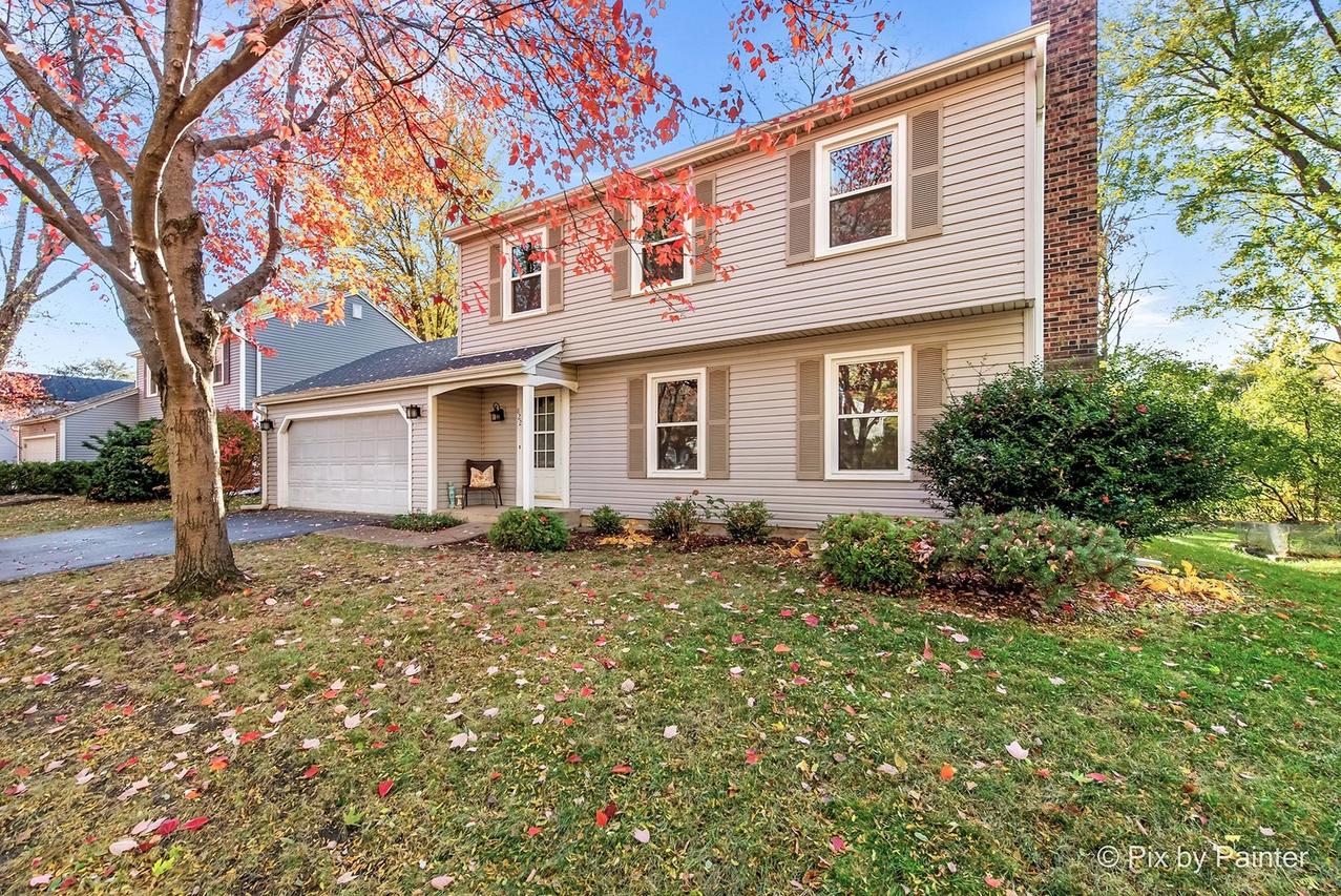 822 Liberty Ave., St. Charles, IL 60174