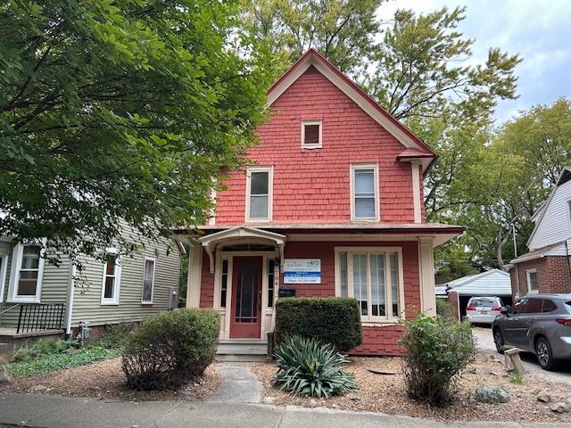 704 W Illinois St., Urbana, IL 61801