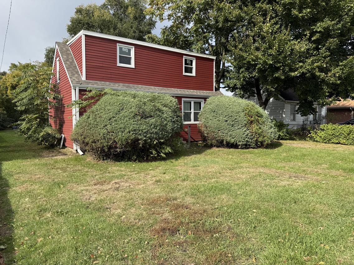 8622 S 78th Ave., Bridgeview, IL 60455