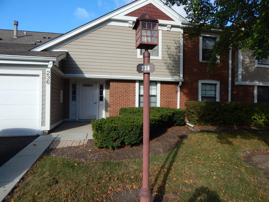 236 Deerpath Ct. #A1, Schaumburg, IL 60193