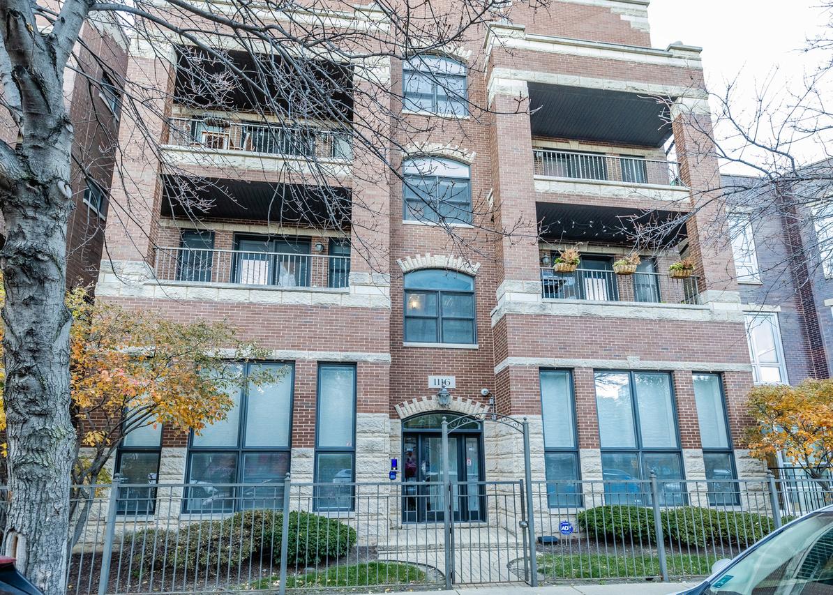 1116 W Hubbard St. #2W, Chicago, IL 60642